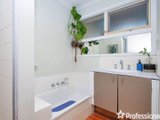 https://images.listonce.com.au/custom/160x/listings/36-station-street-coldstream-vic-3770/520/01526520_img_09.jpg?HuUVQR7dAcc