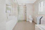 https://images.listonce.com.au/custom/160x/listings/36-tandarra-drive-ringwood-vic-3134/221/01905221_img_18.jpg?G0slUFw757U