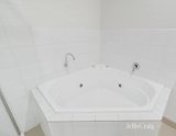 https://images.listonce.com.au/custom/160x/listings/36-tanderum-drive-coburg-vic-3058/294/01817294_img_10.jpg?krRabMeS86c