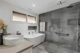 https://images.listonce.com.au/custom/160x/listings/36-the-greenway-heathmont-vic-3135/251/01399251_img_11.jpg?Ye_db-QEcFg