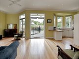 https://images.listonce.com.au/custom/160x/listings/36-wave-street-elwood-vic-3184/190/01794190_img_04.jpg?oyewVTw5DAY