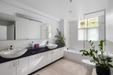 https://images.listonce.com.au/custom/160x/listings/36-webb-lane-east-melbourne-vic-3002/549/01700549_img_10.jpg?oD7w0pRHfqY