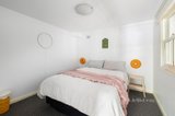 https://images.listonce.com.au/custom/160x/listings/36-webb-lane-east-melbourne-vic-3002/549/01700549_img_12.jpg?3XS2JTq_jDo