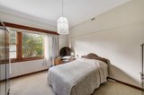 https://images.listonce.com.au/custom/160x/listings/36-wharton-street-surrey-hills-vic-3127/833/00306833_img_05.jpg?AcgznCPOoDM