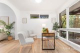 https://images.listonce.com.au/custom/160x/listings/36-wildwood-avenue-vermont-south-vic-3133/629/01916629_img_08.jpg?hntBlplREMg