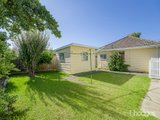 https://images.listonce.com.au/custom/160x/listings/36-wunnamurra-drive-keilor-east-vic-3033/329/01633329_img_06.jpg?SjBw7RQdfoo