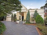 https://images.listonce.com.au/custom/160x/listings/36-yarrbat-avenue-balwyn-vic-3103/327/01684327_img_01.jpg?vubfyZ_QZz4