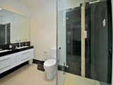 https://images.listonce.com.au/custom/160x/listings/360b-park-street-south-melbourne-vic-3205/335/01087335_img_07.jpg?2c2_cUYx6uI