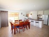 https://images.listonce.com.au/custom/160x/listings/3611-talbot-street-redan-vic-3350/926/01575926_img_07.jpg?52rbLZoQ_H4