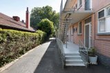 https://images.listonce.com.au/custom/160x/listings/363-berkeley-street-hawthorn-vic-3122/468/01185468_img_08.jpg?sVYYjryKSS0