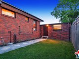 https://images.listonce.com.au/custom/160x/listings/363-surrey-road-east-croydon-vic-3136/399/01526399_img_14.jpg?QYjah22iJQg