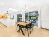 https://images.listonce.com.au/custom/160x/listings/363-yarra-road-wonga-park-vic-3115/860/01525860_img_09.jpg?kJLosEcpGas