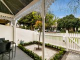 https://images.listonce.com.au/custom/160x/listings/364-montague-street-albert-park-vic-3206/996/01086996_img_09.jpg?euv9AIr9yAQ