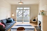 https://images.listonce.com.au/custom/160x/listings/364-victoria-avenue-albert-park-vic-3206/293/01103293_img_03.jpg?kwryDZyJSOo