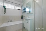 https://images.listonce.com.au/custom/160x/listings/3683a-lincoln-road-croydon-vic-3136/967/01942967_img_07.jpg?WBqoEDeTLBw