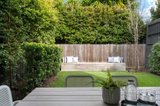 https://images.listonce.com.au/custom/160x/listings/36a-london-street-bentleigh-vic-3204/511/01567511_img_11.jpg?eVM0wVI65NM