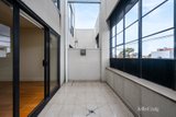 https://images.listonce.com.au/custom/160x/listings/36b-hotham-street-collingwood-vic-3066/522/01930522_img_05.jpg?X8i5GD47dQ8