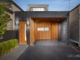 https://images.listonce.com.au/custom/160x/listings/37-albert-street-port-melbourne-vic-3207/208/01090208_img_01.jpg?E9euOjE77zk