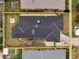 https://images.listonce.com.au/custom/160x/listings/37-cape-barron-drive-lara-vic-3212/840/01698840_img_16.jpg?vX7YoP9j9aM