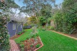 https://images.listonce.com.au/custom/160x/listings/37-casella-street-mitcham-vic-3132/444/00820444_img_11.jpg?l2x1PVKUPZ0