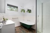 https://images.listonce.com.au/custom/160x/listings/37-clarke-avenue-wattle-glen-vic-3096/167/01259167_img_08.jpg?BFigQcJwcIk