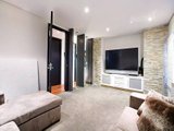 https://images.listonce.com.au/custom/160x/listings/37-corrigan-avenue-brooklyn-vic-3012/241/01202241_img_03.jpg?EYX7OALkA4g