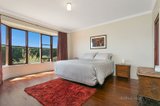 https://images.listonce.com.au/custom/160x/listings/37-donovans-road-woodend-vic-3442/226/00424226_img_03.jpg?usUMZTSO0rQ