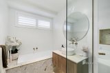 https://images.listonce.com.au/custom/160x/listings/37-eastgate-drive-greensborough-vic-3088/128/01706128_img_13.jpg?KsPCBmkiCCs