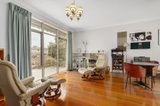 https://images.listonce.com.au/custom/160x/listings/37-gissing-street-blackburn-south-vic-3130/706/00962706_img_02.jpg?OaetgWcdA6M