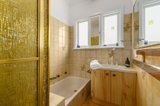 https://images.listonce.com.au/custom/160x/listings/37-gissing-street-blackburn-south-vic-3130/706/00962706_img_08.jpg?N7TXzcgL-RU