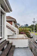 https://images.listonce.com.au/custom/160x/listings/37-grey-street-east-melbourne-vic-3002/484/01631484_img_11.jpg?d9CBozVBFmM