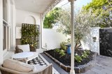 https://images.listonce.com.au/custom/160x/listings/37-hawksburn-road-south-yarra-vic-3141/162/01437162_img_10.jpg?PZv7qTUickg