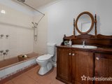 https://images.listonce.com.au/custom/160x/listings/37-jarvis-ave-croydon-vic-3136/986/01525986_img_15.jpg?OrVQPaTh9f4