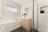https://images.listonce.com.au/custom/160x/listings/37-marxsen-parade-lucas-vic-3350/967/01985967_img_15.jpg?rvRfLwvyS6I