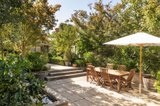 https://images.listonce.com.au/custom/160x/listings/37-mayston-street-hawthorn-east-vic-3123/037/01734037_img_11.jpg?8PXpR6xL1UI