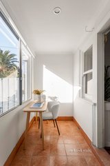 https://images.listonce.com.au/custom/160x/listings/37-newman-street-brunswick-west-vic-3055/860/01705860_img_05.jpg?xoHWfAxzSW4