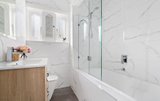 https://images.listonce.com.au/custom/160x/listings/37-queen-street-ormond-vic-3204/857/01953857_img_04.jpg?j_Z5ldC33AA