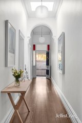https://images.listonce.com.au/custom/160x/listings/37-stanhope-street-armadale-vic-3143/517/01975517_img_05.jpg?VMicM6HnZIw