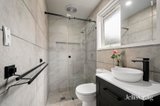 https://images.listonce.com.au/custom/160x/listings/37-station-road-seville-vic-3139/676/01927676_img_08.jpg?ZmYs9Epfu3A