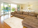 https://images.listonce.com.au/custom/160x/listings/37-stinton-avenue-newtown-vic-3220/647/01699647_img_04.jpg?yEowFprN-pM