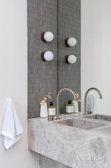https://images.listonce.com.au/custom/160x/listings/37-stoke-avenue-kew-vic-3101/715/01811715_img_17.jpg?OdZpxG_7_5E