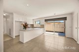 https://images.listonce.com.au/custom/160x/listings/37-symons-street-wendouree-vic-3355/210/01842210_img_05.jpg?pe8cneXA_WI