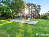 https://images.listonce.com.au/custom/160x/listings/37-the-avenue-montrose-vic-3765/953/01524953_img_14.jpg?yl99VrvqKA0