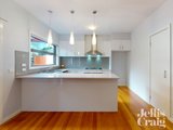 https://images.listonce.com.au/custom/160x/listings/37-thor-street-strathmore-vic-3041/512/01648512_img_03.jpg?D6-GVDLfTDk