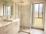 https://images.listonce.com.au/custom/160x/listings/37-urquhart-street-malmsbury-vic-3446/572/01909572_img_04.jpg?YzTXomyJvy4