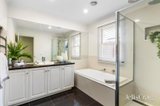 https://images.listonce.com.au/custom/160x/listings/37-warwick-court-surrey-hills-vic-3127/449/01862449_img_13.jpg?YRnQCS40jw0