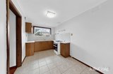 https://images.listonce.com.au/custom/160x/listings/37-wells-street-surrey-hills-vic-3127/369/01740369_img_07.jpg?mKw1fqZBHUQ