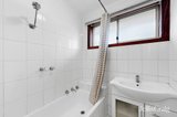 https://images.listonce.com.au/custom/160x/listings/37-wells-street-surrey-hills-vic-3127/369/01740369_img_09.jpg?1zy2SIMOkpU