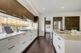 https://images.listonce.com.au/custom/160x/listings/37-willow-avenue-glen-waverley-vic-3150/977/00311977_img_06.jpg?zGUeqB4ksSE