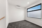 https://images.listonce.com.au/custom/160x/listings/371-maidstone-ringwood-vic-3134/350/01815350_img_07.jpg?iELscs7t-HM